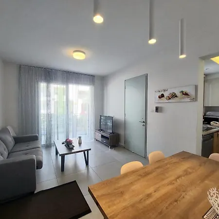 Mythical Sands - Escape * Paralimni